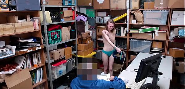  Teen crook got her snatch destroyed by a deviant policeman